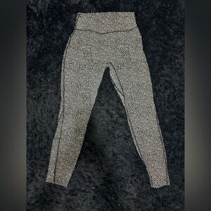 Amazon High-Waist Ruched Black & White Spotted Leggings